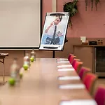 Novotel Hotel 4*