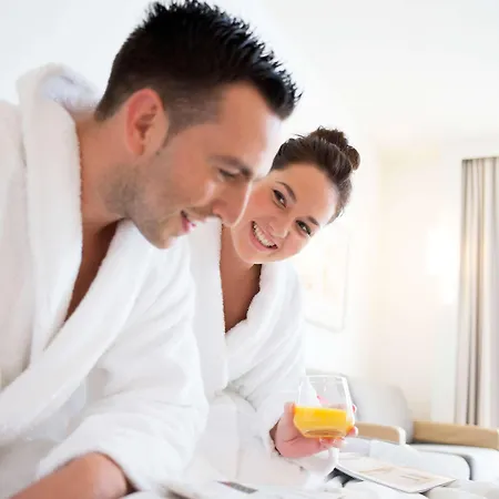Novotel Отель 4*