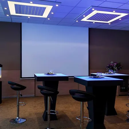 Novotel Отель