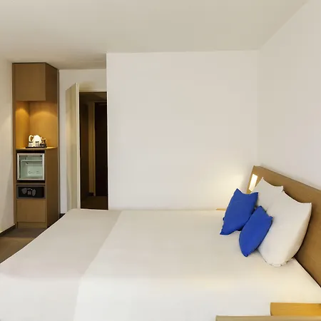 Novotel 4* Μάαστριχτ