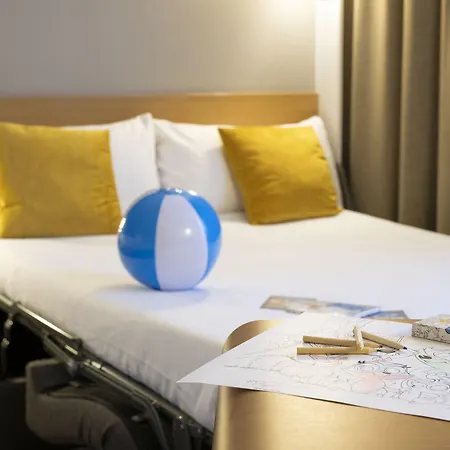 Novotel Hotel 4*
