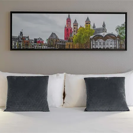 Novotel